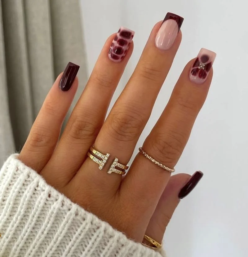 Грошовий манікюр на вересень 2025 року: дизайн, який працює на ваш гаманець bordo, 15, Грошовий манікюр на вересень 2025 року: дизайн, який працює на ваш гаманець денежный маникюр на сентябрь