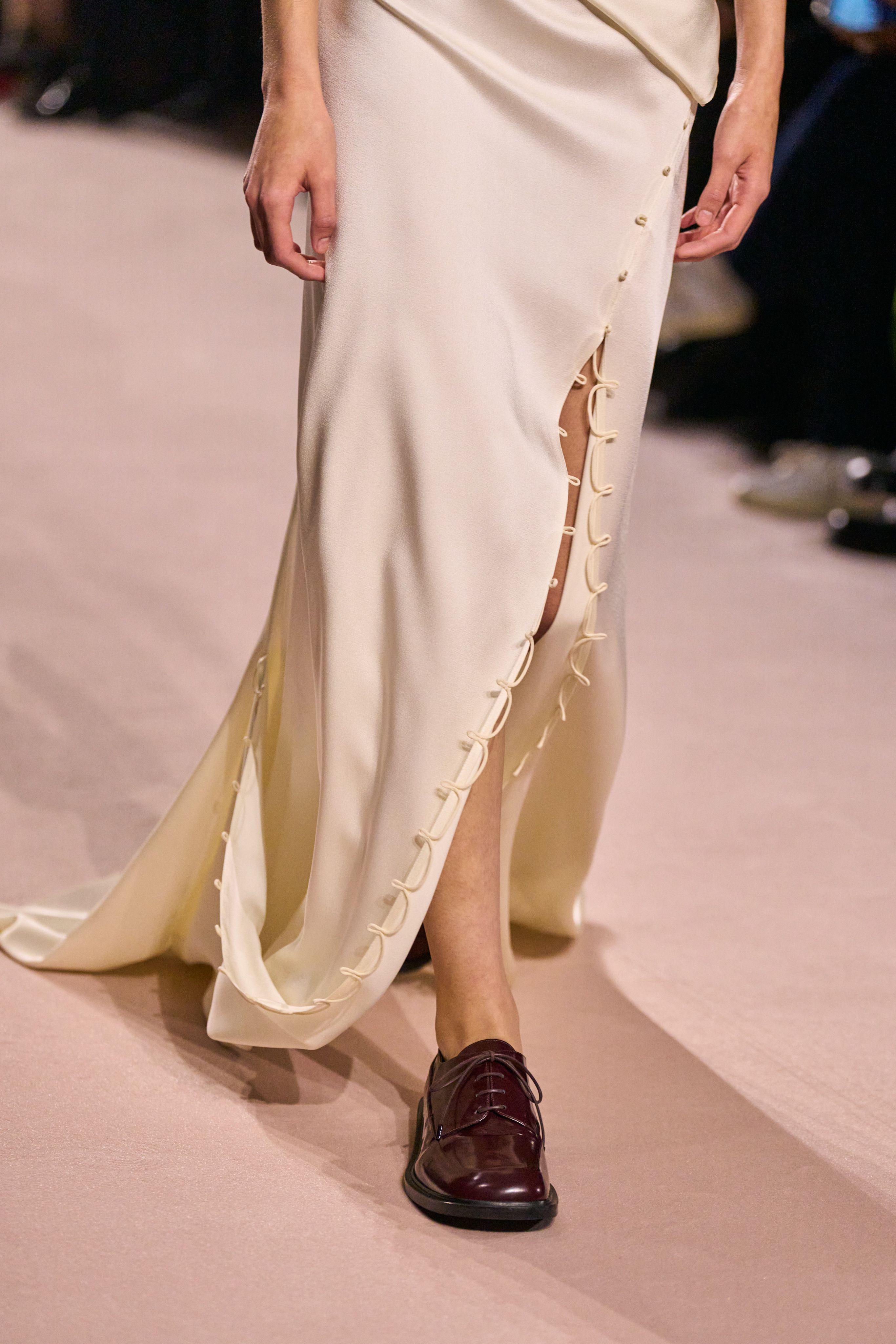 Що купити на осінь 2025: головні тренди жіночого взуття brogi 1, 16, Що купити на осінь 2025: головні тренди жіночого взуття Жіноче взуття