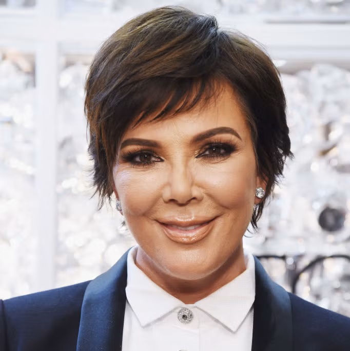 Омолоджуючі стрижки для жінок після 50 років на коротке та середнє волосся chelka kosaja, 5, Омолоджуючі стрижки для жінок після 50 років на коротке та середнє волосся Омолоджуючі стрижки