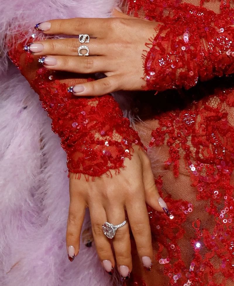 Грошовий манікюр на лютий 2026: як активувати енергію багатства denejnij manicur fevral 2026 12, 1, Грошовий манікюр на лютий 2026: як активувати енергію багатства Грошовий манікюр