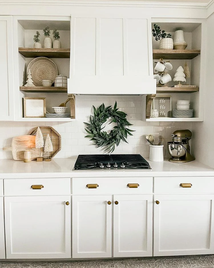 Будинок, повний магії: новорічні тренди декору на 2026 рік dish, 18, Будинок, повний магії: новорічні тренди декору на 2026 рік Новорічний декор