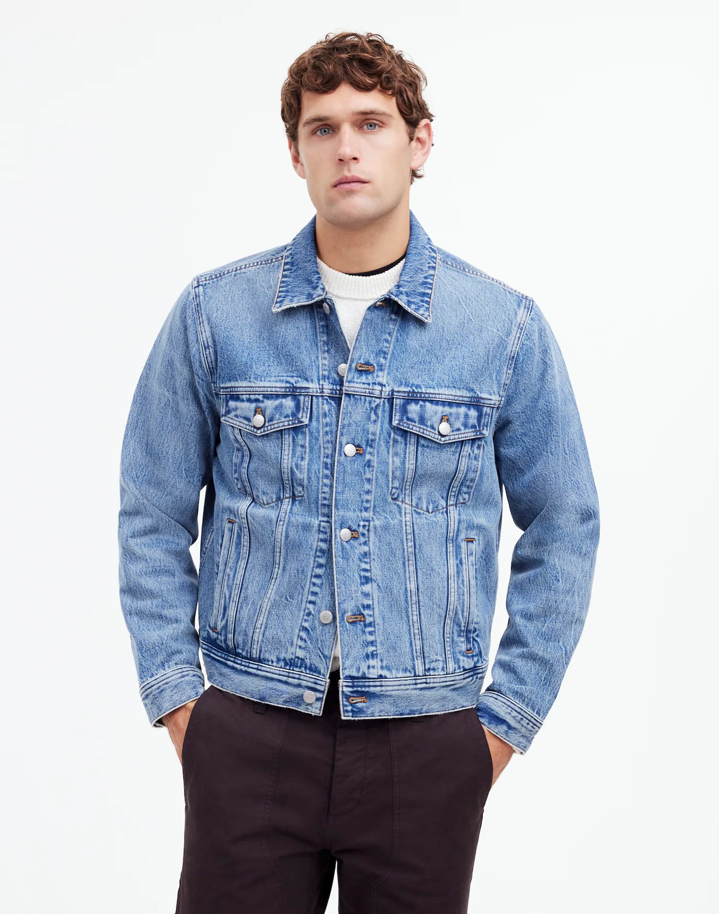 Чоловіча мода виходить на новий рівень: головні тренди 2026 року dzhinsa, 51, Чоловіча мода виходить на новий рівень: головні тренди 2026 року мужская мода