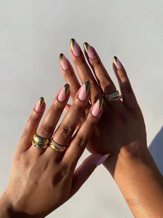 Чим позначиться 2026 у сфері нейл-дизайну? Тенденції у манікюрі, новинки+85 фото french hrom2, 24, Чим позначиться 2026 у сфері нейл-дизайну? Тенденції у манікюрі, новинки+85 фото дизайн