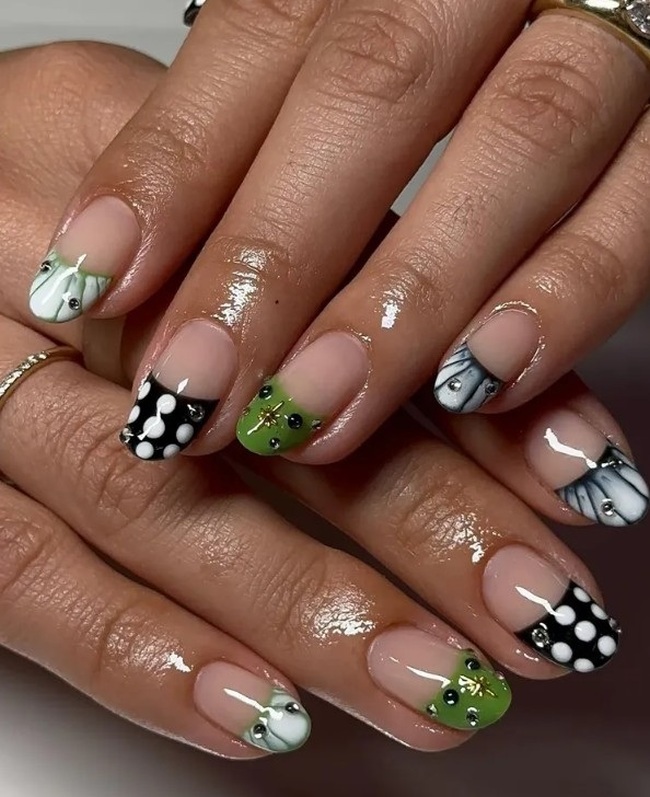 Манікюр мигдаль: розкішні та сміливі тенденції сезону (55 фото) Елегантний френч манікюр мигдаль