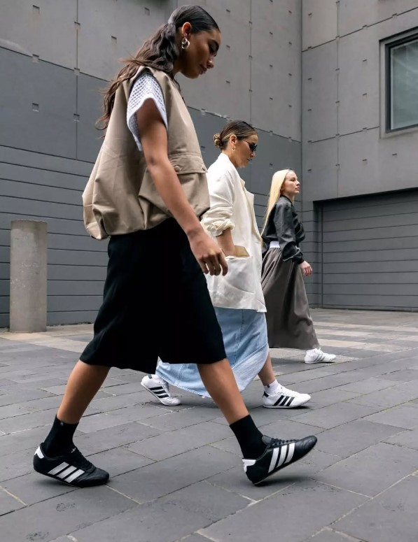 Будь у тренді: які жіночі кросівки в моді у 2026 році fut, 5, Будь у тренді: які жіночі кросівки в моді у 2026 році женские кроссовки