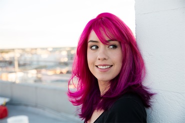 Стрижки каскад на середнє волосся з чубчиком – тенденції 2026 року. Кому яка підійде? , 30, Стрижки каскад на середнє волосся з чубчиком – тенденції 2026 року. Кому яка підійде? анютині глазки