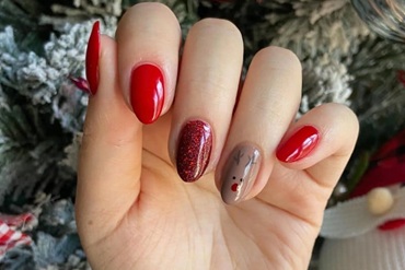 glavn 77, 25, 65 найкращих фото-ідей новорічного манікюру 2026: тренди, кольори, декор Мигдаль манікюр