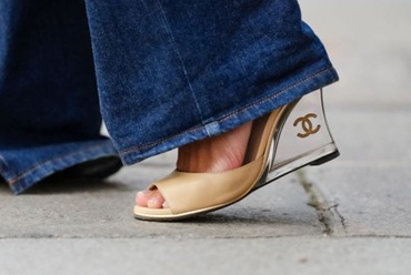 glavn2 19, 71, Що купити на осінь 2025: головні тренди жіночого взуття стрижки для дівчаток-підлітків