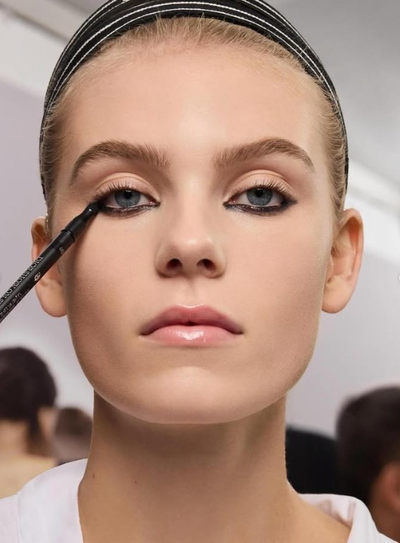 Губи, стрілки, сяйво – головні тренди макіяжу 2026 golye6, 22, Губи, стрілки, сяйво – головні тренди макіяжу 2026 макияж