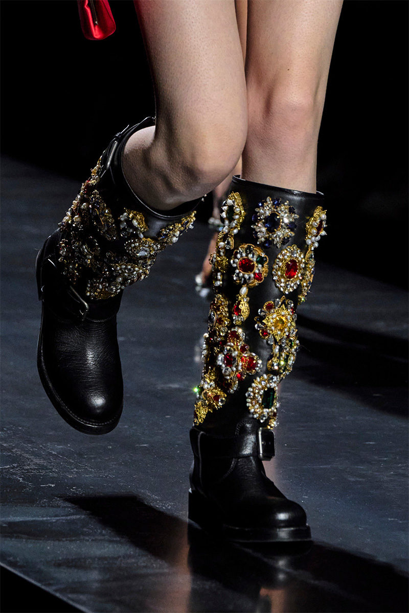 Що купити на осінь 2025: головні тренди жіночого взуття grubie3, 7, Що купити на осінь 2025: головні тренди жіночого взуття Жіноче взуття