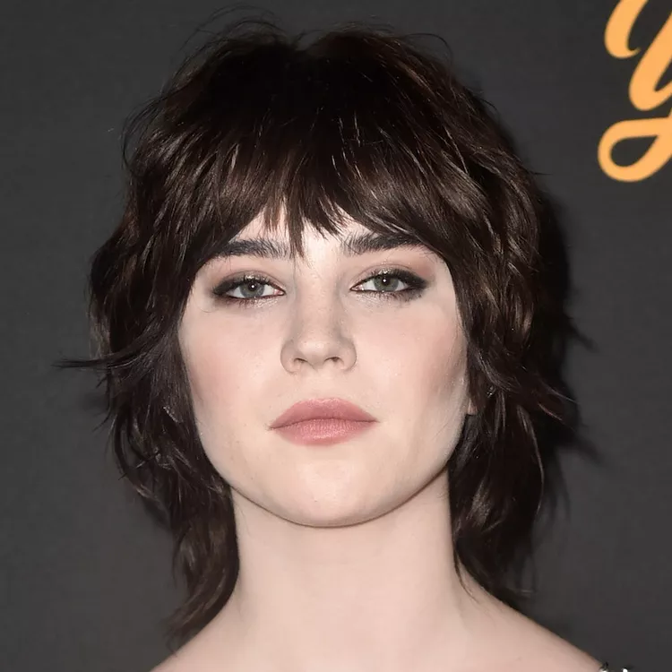 Короткі жіночі стрижки з чубчиком, які варто спробувати цього року! Назви з фото gustaja2, 10, Короткі жіночі стрижки з чубчиком, які варто спробувати цього року! Назви з фото стрижки с челкой