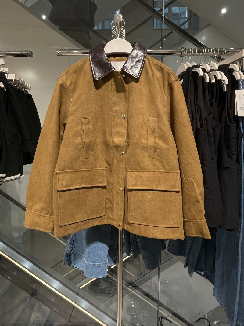 Тренди жіночих курток сезону осінь-зима 2025/2026: огляд модних магазинів img 3473 1, 24, Тренди жіночих курток сезону осінь-зима 2025/2026: огляд модних магазинів куртки