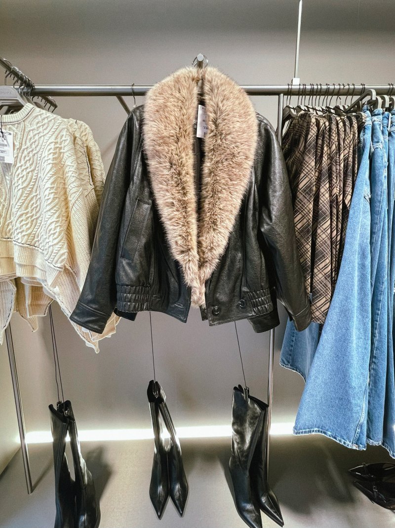 Тренди жіночих курток сезону осінь-зима 2025/2026: огляд модних магазинів img 3515 2, 4, Тренди жіночих курток сезону осінь-зима 2025/2026: огляд модних магазинів куртки