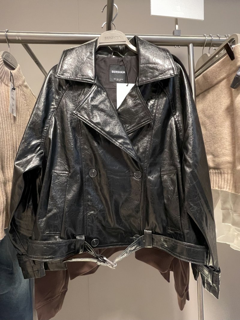 Тренди жіночих курток сезону осінь-зима 2025/2026: огляд модних магазинів img 3562 1, 5, Тренди жіночих курток сезону осінь-зима 2025/2026: огляд модних магазинів куртки