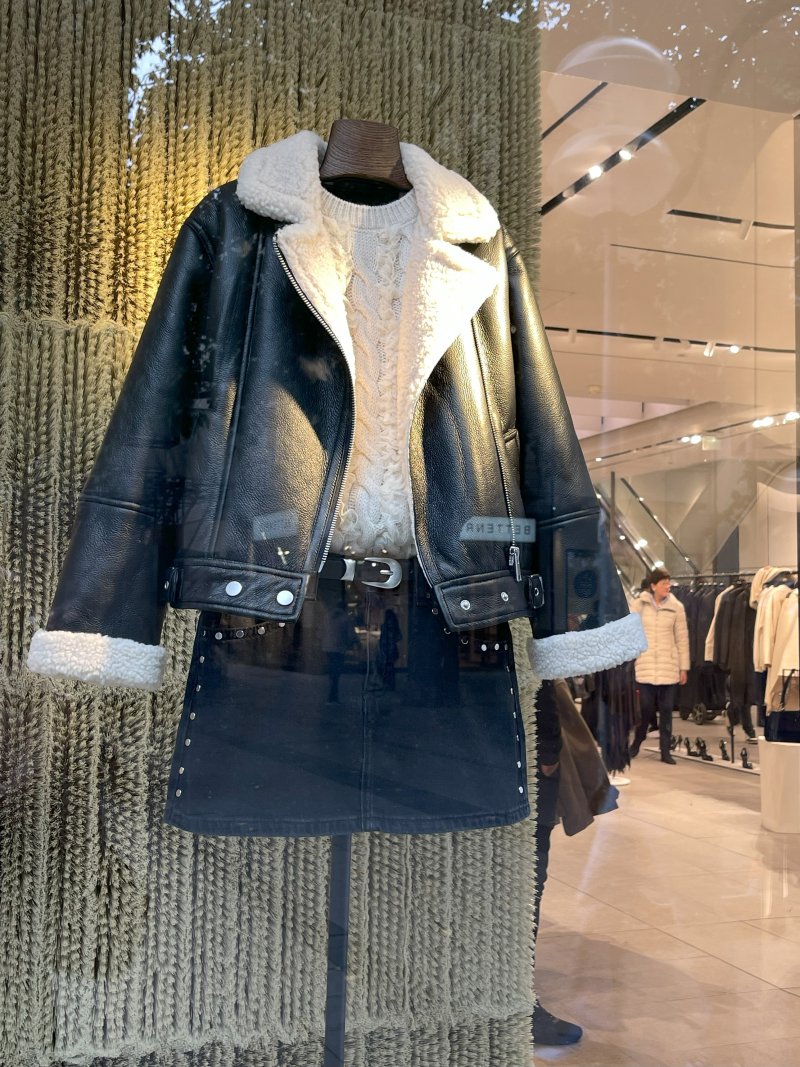 Тренди жіночих курток сезону осінь-зима 2025/2026: огляд модних магазинів img 3604, 19, Тренди жіночих курток сезону осінь-зима 2025/2026: огляд модних магазинів куртки