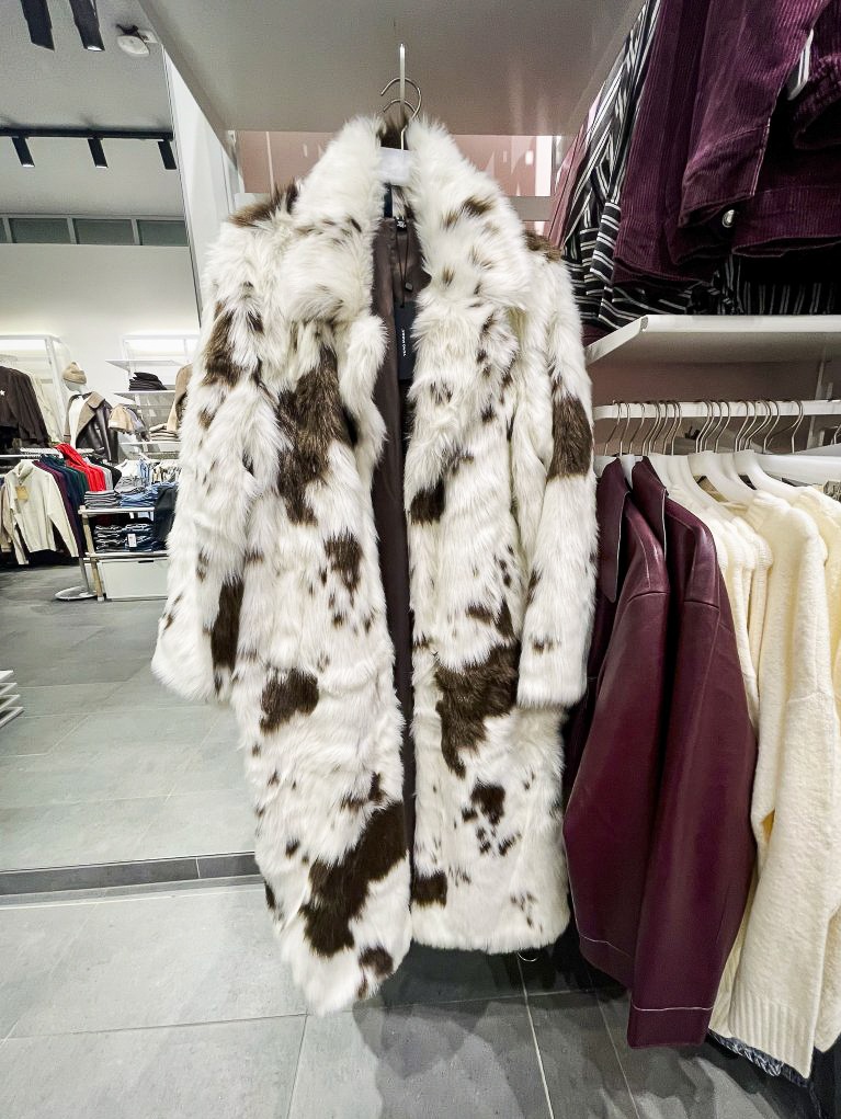 Осінь 2025: трендові жіночі пальта, які підкорюють серця та вулиці img 3629, 27, Осінь 2025: трендові жіночі пальта, які підкорюють серця та вулиці пальто