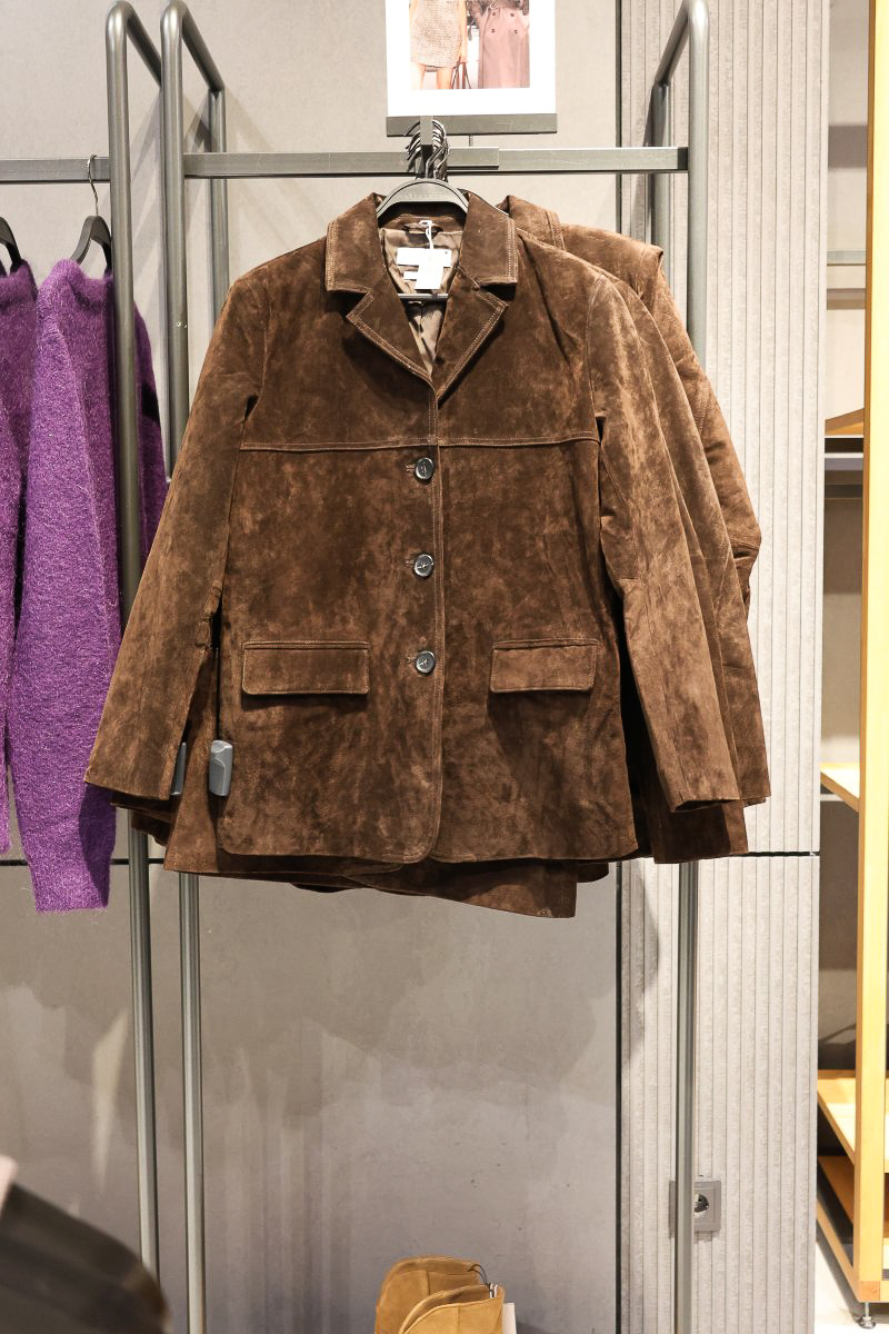 Тренди жіночих курток сезону осінь-зима 2025/2026: огляд модних магазинів img 4817 1, 14, Тренди жіночих курток сезону осінь-зима 2025/2026: огляд модних магазинів куртки