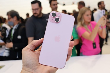 iphone4, 3, iPhone 15 для блогерів: мобільна студія у твоїй кишені Батареї опалення