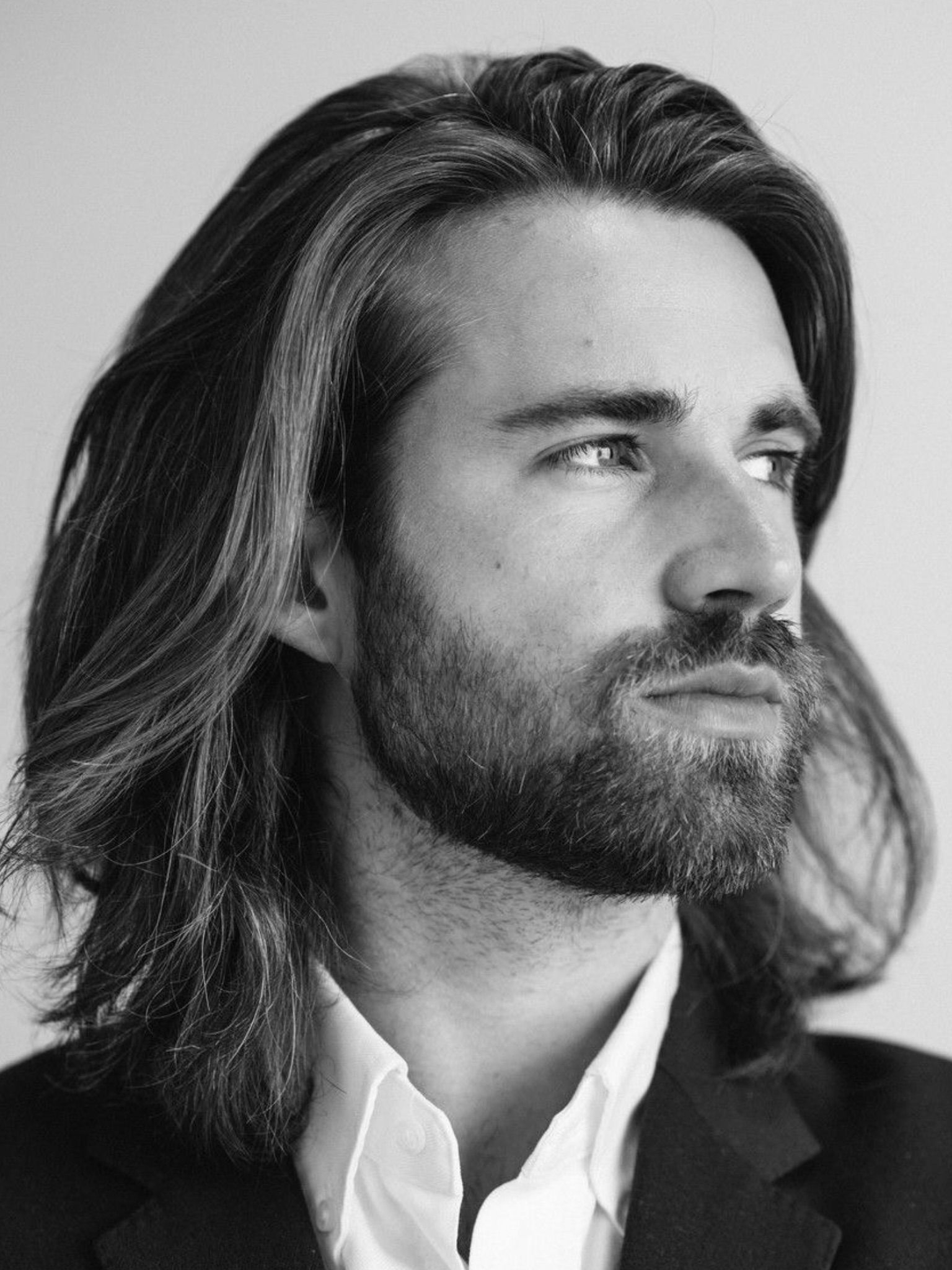 Які чоловічі зачіски середньої довжини зараз в моді? Назви подовжених стрижок+фото kare 2, 35, Які чоловічі зачіски середньої довжини зараз в моді? Назви подовжених стрижок+фото мужские стрижки