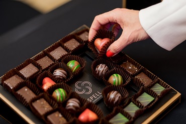 Как проявляется влияние шоколада на организм человека? , 3, Как проявляется влияние шоколада на организм человека? шерстяной ковер