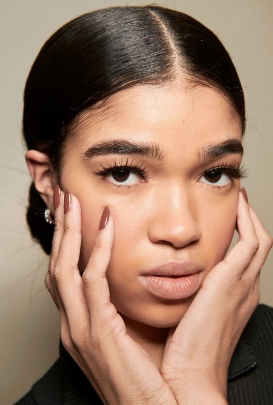 Чим позначиться 2026 у сфері нейл-дизайну? Тенденції у манікюрі, новинки+85 фото korichnevyj6, 10, Чим позначиться 2026 у сфері нейл-дизайну? Тенденції у манікюрі, новинки+85 фото дизайн