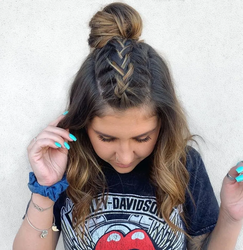 Стрижки для дівчаток-підлітків: яскраві, зручні та оригінальні. Назви з фото kosa irokez, 40, Стрижки для дівчаток-підлітків: яскраві, зручні та оригінальні. Назви з фото стрижки для дівчаток-підлітків