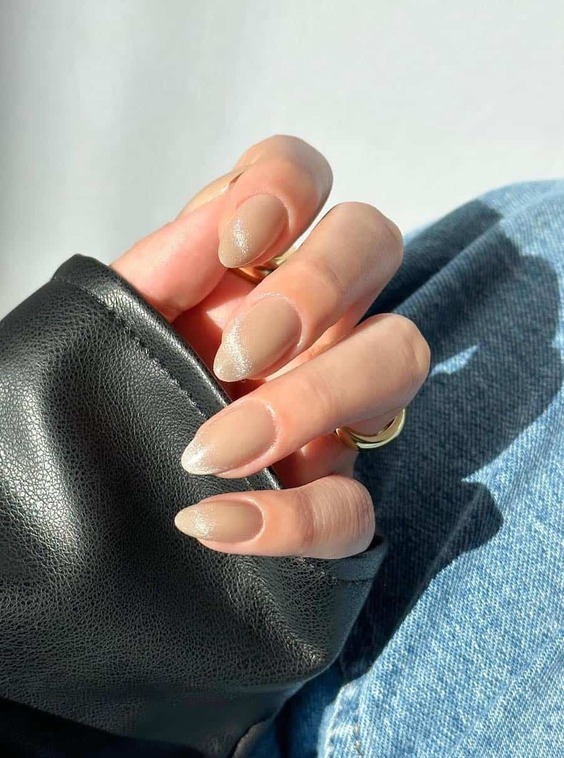 Чим позначиться 2026 у сфері нейл-дизайну? Тенденції у манікюрі, новинки+85 фото koshachij, 41, Чим позначиться 2026 у сфері нейл-дизайну? Тенденції у манікюрі, новинки+85 фото дизайн