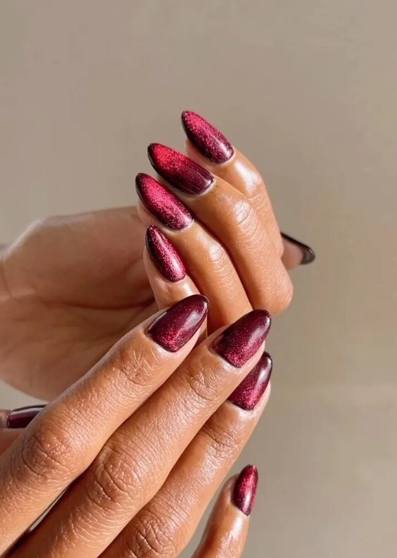 Чим позначиться 2026 у сфері нейл-дизайну? Тенденції у манікюрі, новинки+85 фото koshachij5, 37, Чим позначиться 2026 у сфері нейл-дизайну? Тенденції у манікюрі, новинки+85 фото дизайн