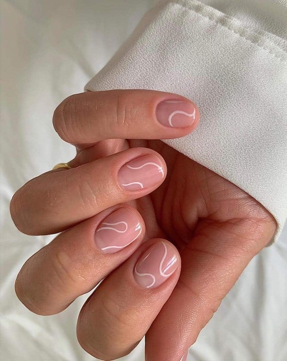 Чим позначиться 2026 у сфері нейл-дизайну? Тенденції у манікюрі, новинки+85 фото linii3, 62, Чим позначиться 2026 у сфері нейл-дизайну? Тенденції у манікюрі, новинки+85 фото дизайн