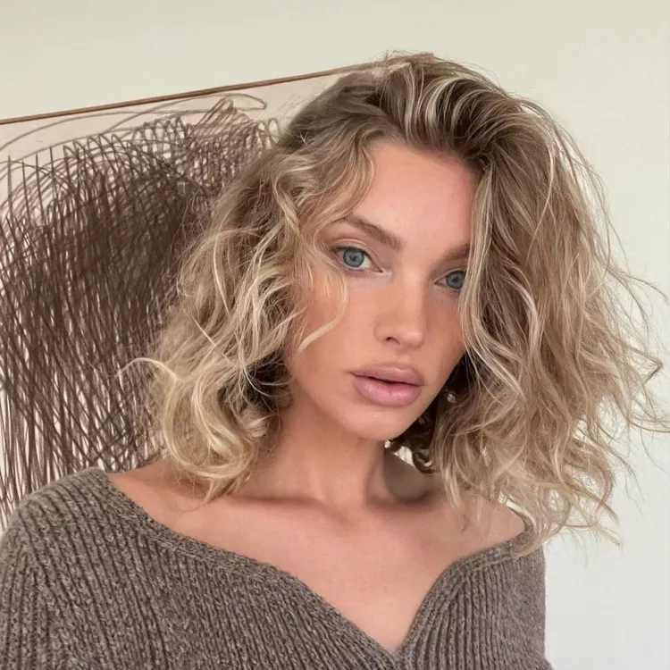 Кращі стрижки для кучериків у 2026 році: вибираємо за типом обличчя та довжиною волосся. lob2, 27, Кращі стрижки для кучериків у 2026 році: вибираємо за типом обличчя та довжиною волосся. стрижки