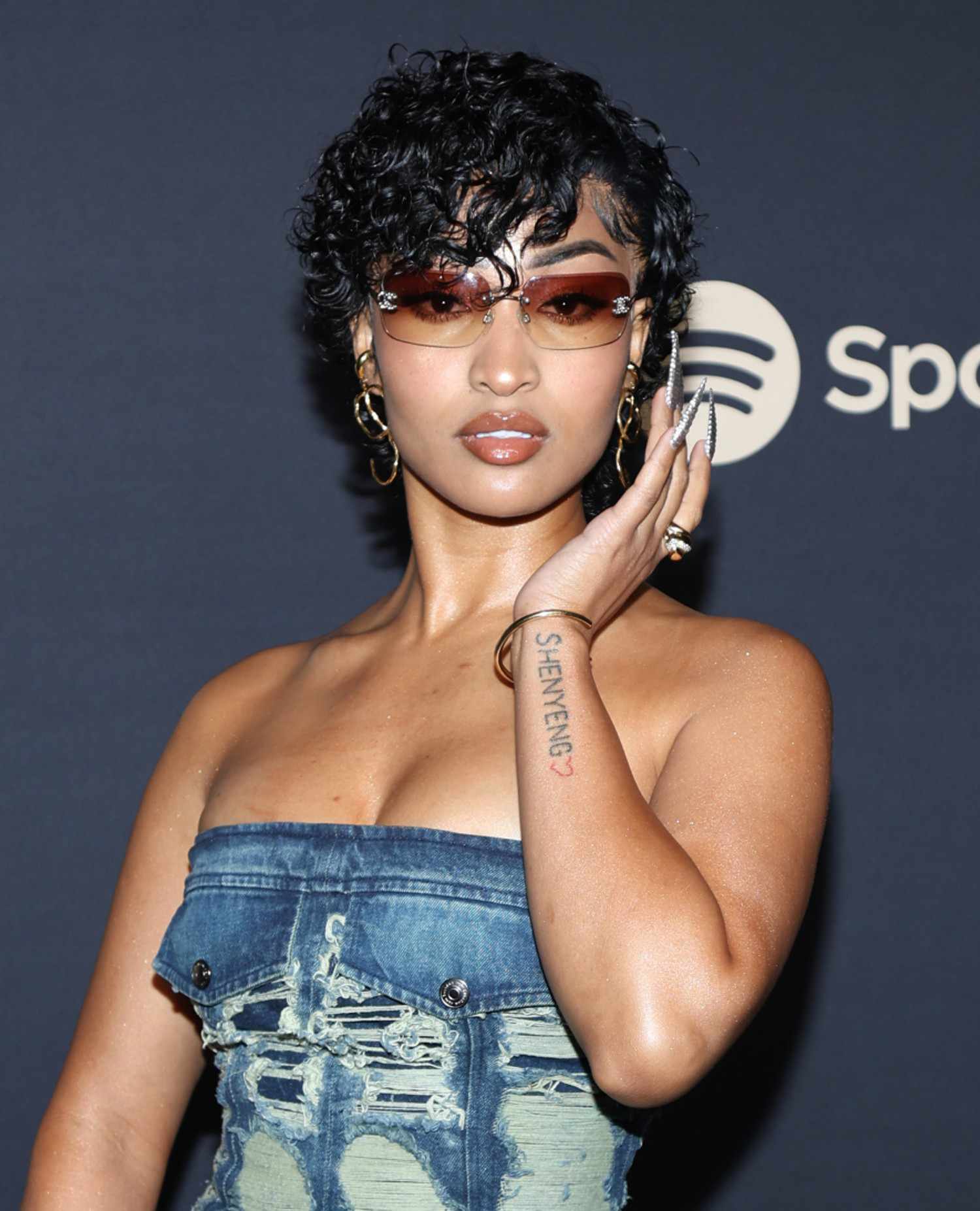 Кращі стрижки для кучериків у 2026 році: вибираємо за типом обличчя та довжиною волосся. mallet4 1, 35, Кращі стрижки для кучериків у 2026 році: вибираємо за типом обличчя та довжиною волосся. стрижки