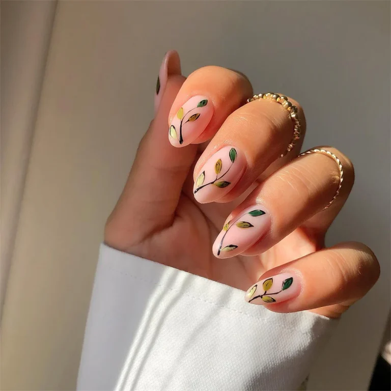 Грошовий манікюр на Серпень 2026: найвдаліший колір та дизайн. Найкращі дні для манікюру manicure august 19, 18, Грошовий манікюр на Серпень 2026: найвдаліший колір та дизайн. Найкращі дні для манікюру Манікюр на серпень 2026