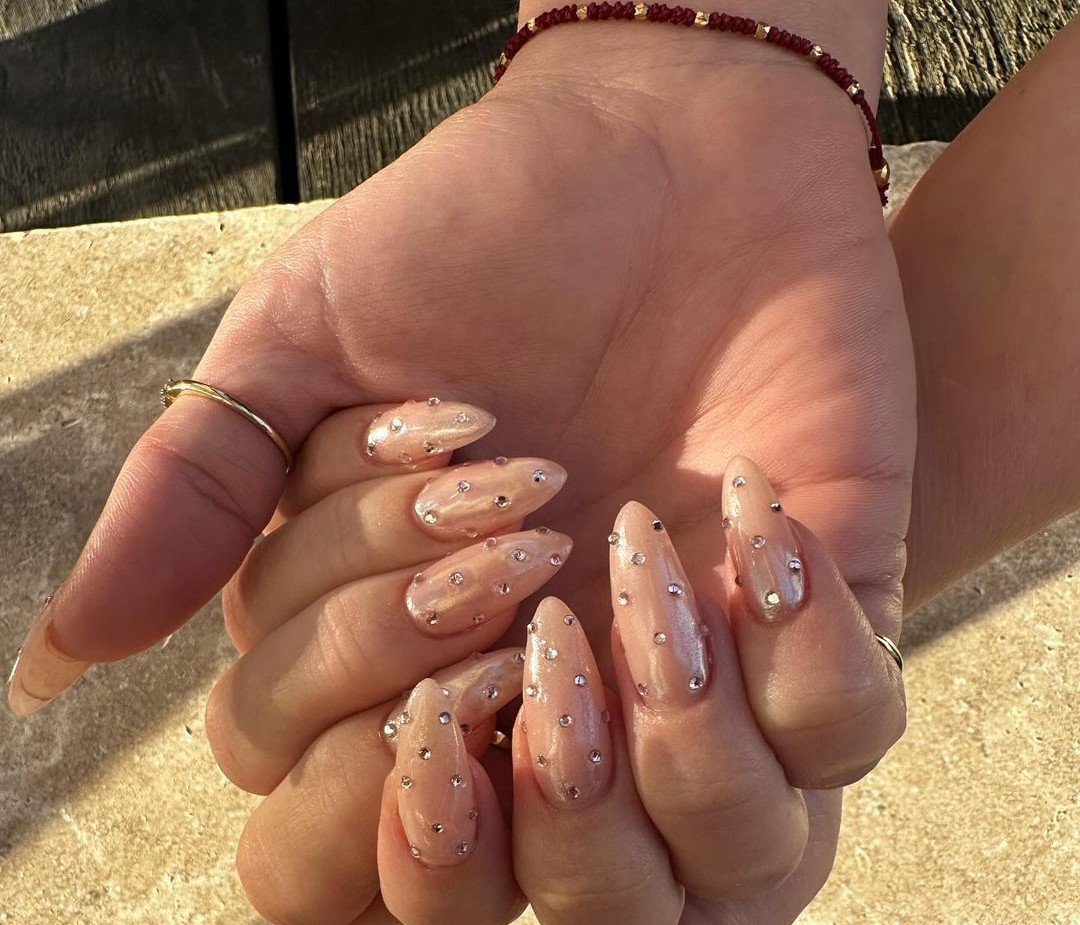 Грошовий манікюр на Серпень 2026: найвдаліший колір та дизайн. Найкращі дні для манікюру manicure august 30 e1752589892962, 1, Грошовий манікюр на Серпень 2026: найвдаліший колір та дизайн. Найкращі дні для манікюру Манікюр на серпень 2026