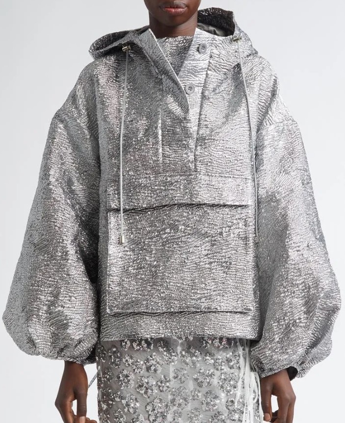 Найактуальніші моделі та забарвлення жіночих курток на весну 2026 року! Фото metallik 1, 48, Найактуальніші моделі та забарвлення жіночих курток на весну 2026 року! Фото куртки