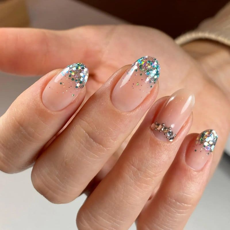 65 найкращих фото-ідей новорічного манікюру 2026: тренди, кольори, декор miracle, 40, 65 найкращих фото-ідей новорічного манікюру 2026: тренди, кольори, декор Манікюр 2026