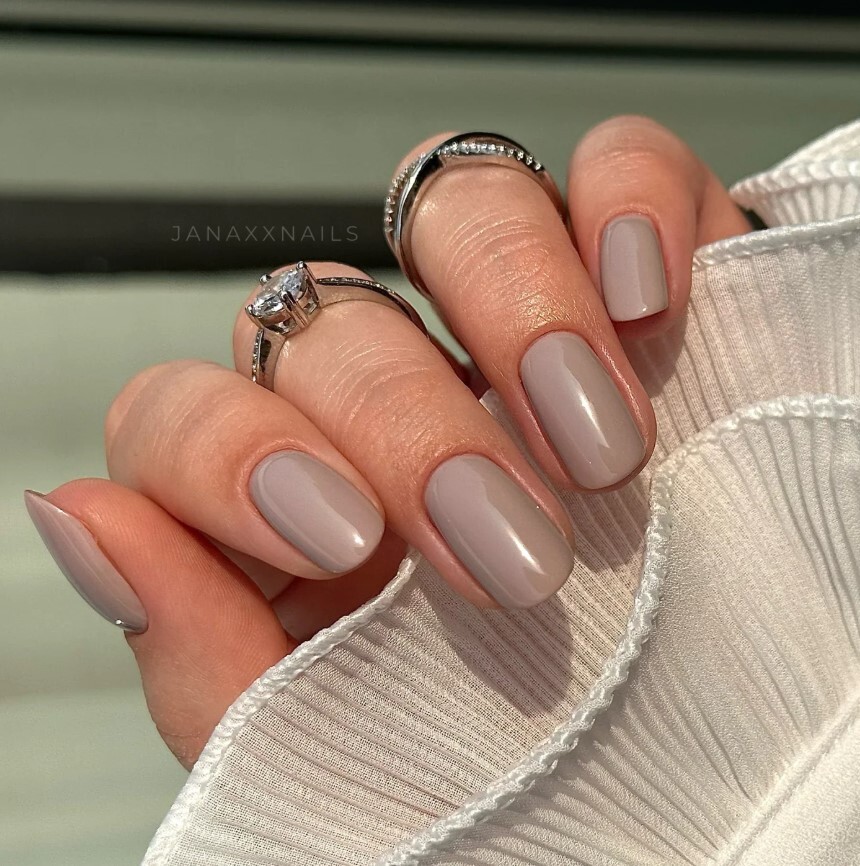 Чим позначиться 2026 у сфері нейл-дизайну? Тенденції у манікюрі, новинки+85 фото mokka6 e1737902860206, 16, Чим позначиться 2026 у сфері нейл-дизайну? Тенденції у манікюрі, новинки+85 фото дизайн