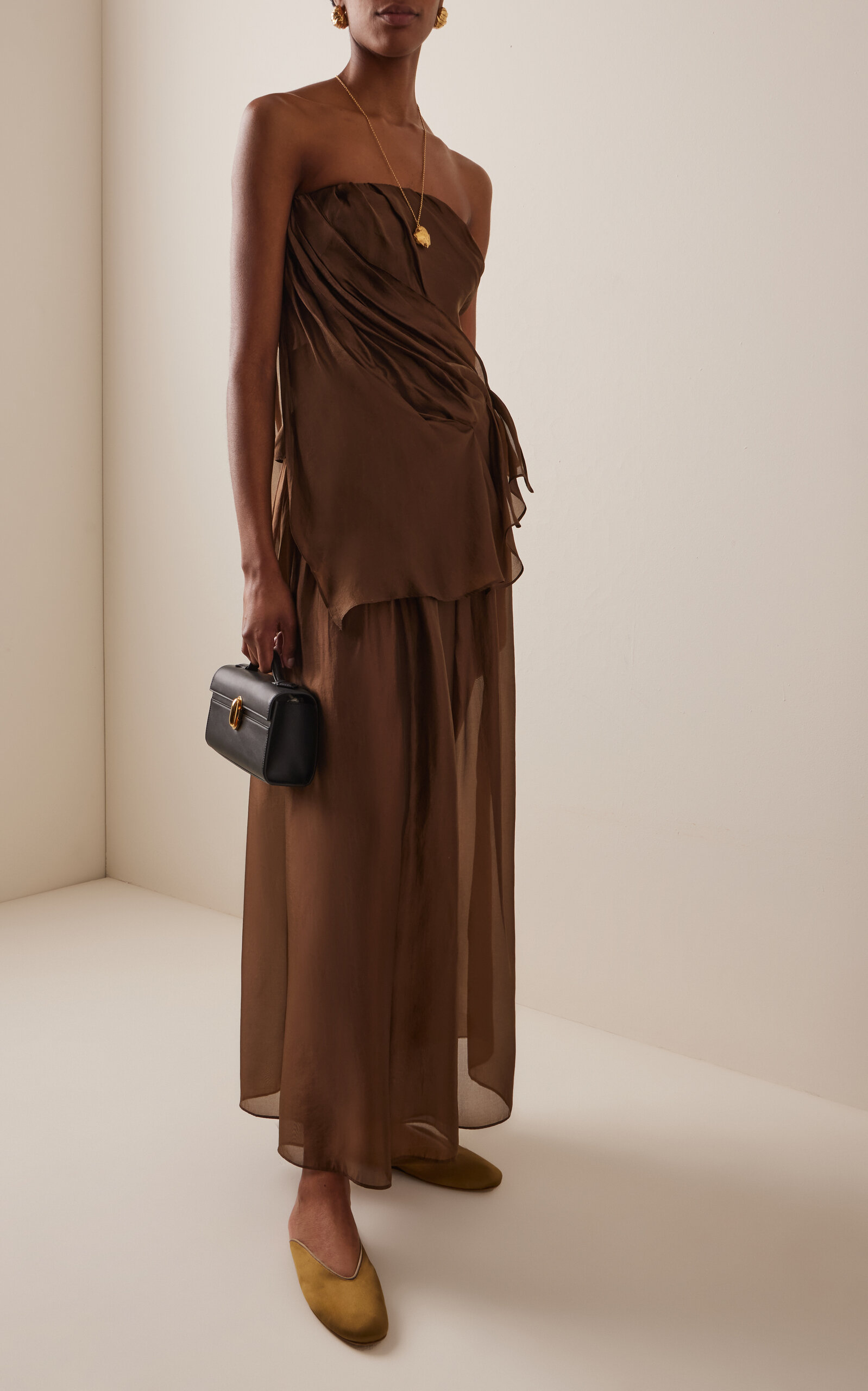 Що купити на осінь 2025: головні тренди жіночого взуття mules, 36, Що купити на осінь 2025: головні тренди жіночого взуття Жіноче взуття