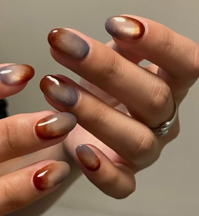 Манікюр мигдаль: розкішні та сміливі тенденції сезону (55 фото) Модний манікюр омбре, плавні переходи кольору