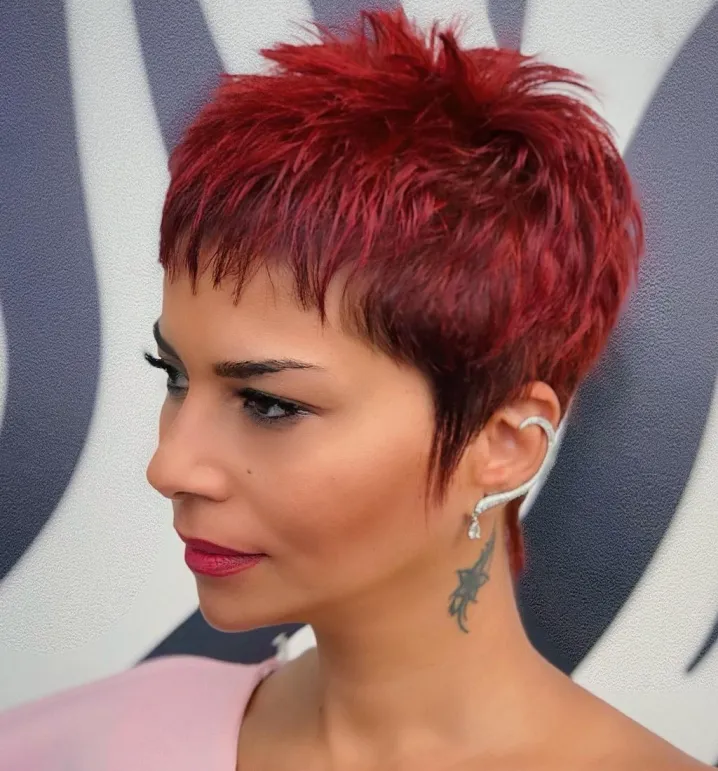 Короткі жіночі стрижки з чубчиком, які варто спробувати цього року! Назви з фото piksi6, 24, Короткі жіночі стрижки з чубчиком, які варто спробувати цього року! Назви з фото стрижки с челкой