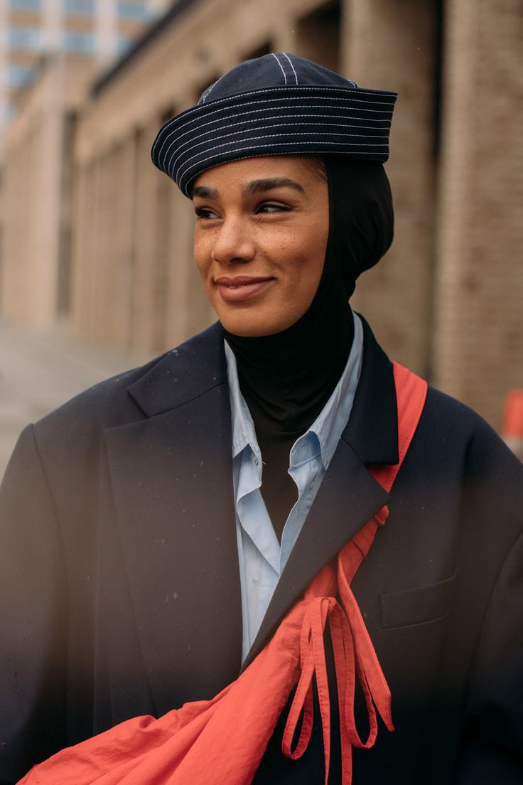 Трендові жіночі шапки осінь-зима 2025-2026: від біні до капора pilot, 6, Трендові жіночі шапки осінь-зима 2025-2026: від біні до капора шапки