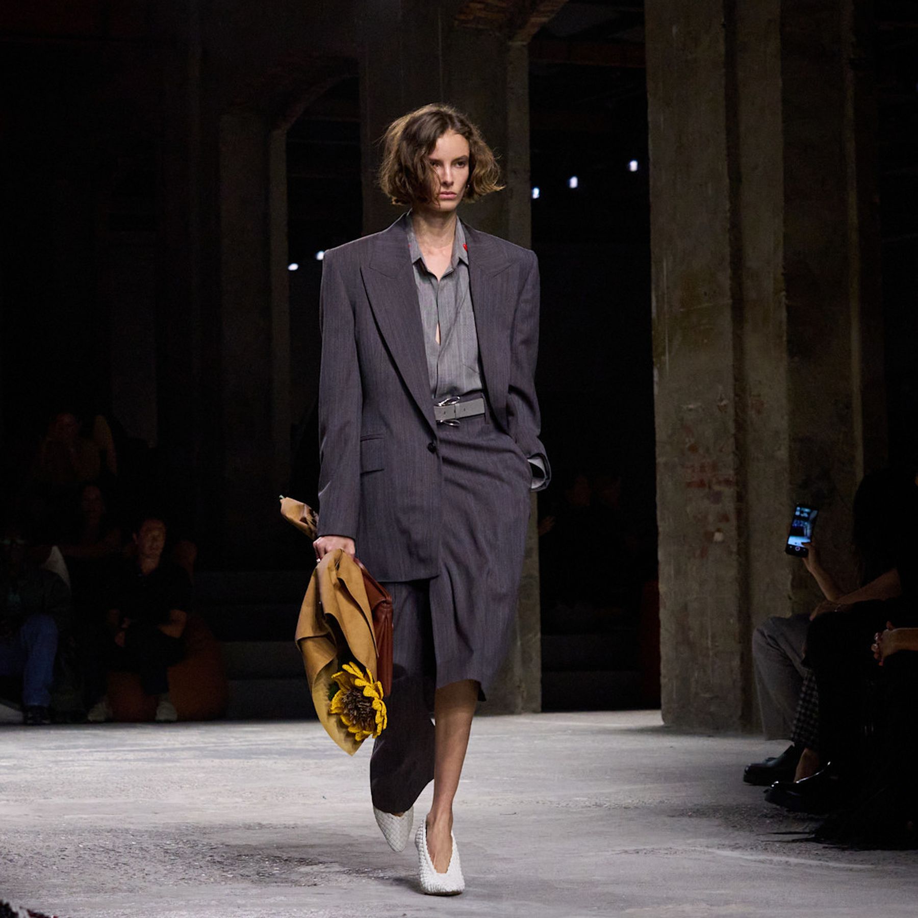 Найактуальніші моделі та забарвлення жіночих курток на весну 2026 року! Фото plechi ostrye, 70, Найактуальніші моделі та забарвлення жіночих курток на весну 2026 року! Фото куртки