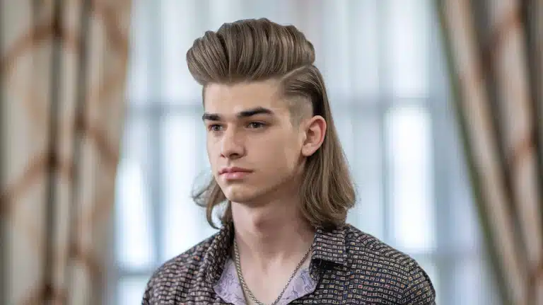 Зухвалі та солідні чоловічі стрижки на довге волосся: назви з фото. Як вибрати відповідну? pompadur dlinnyj, 25, Зухвалі та солідні чоловічі стрижки на довге волосся: назви з фото. Як вибрати відповідну? длинные волосы