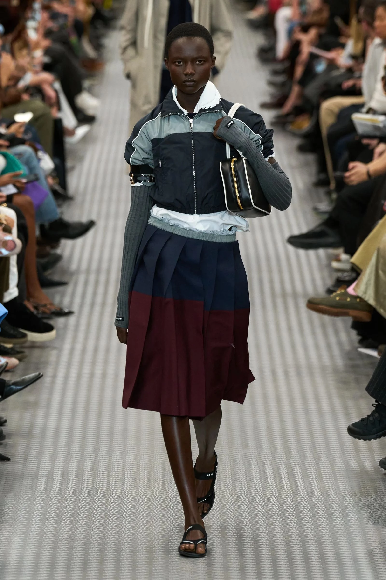 Тренди жіночого одягу весна-літо 2026: чим здивує новий сезон preppi, 38, Тренди жіночого одягу весна-літо 2026: чим здивує новий сезон тренды женской одежды