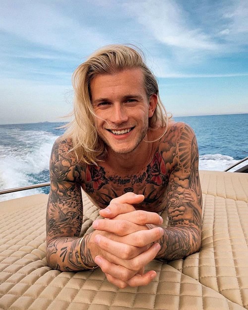 Зухвалі та солідні чоловічі стрижки на довге волосся: назви з фото. Як вибрати відповідну? serf 1, 15, Зухвалі та солідні чоловічі стрижки на довге волосся: назви з фото. Як вибрати відповідну? длинные волосы