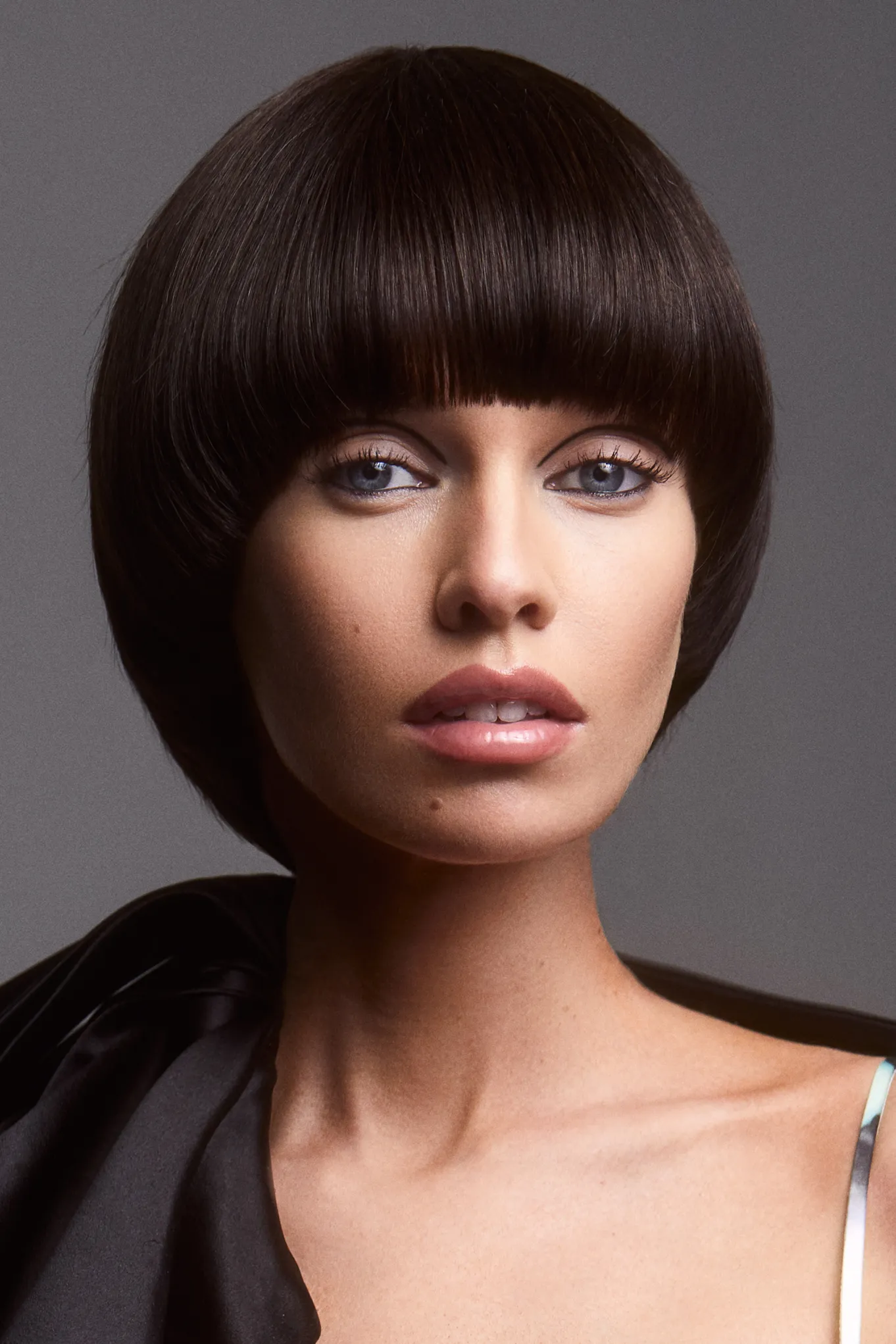 Короткі жіночі стрижки з чубчиком, які варто спробувати цього року! Назви з фото sjesson, 41, Короткі жіночі стрижки з чубчиком, які варто спробувати цього року! Назви з фото стрижки с челкой