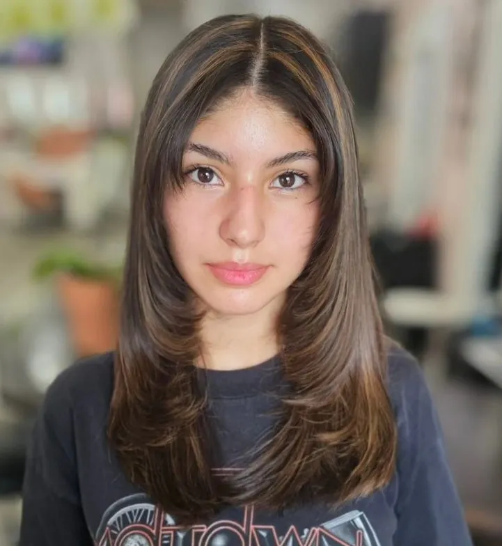 Стрижки для дівчаток-підлітків: яскраві, зручні та оригінальні. Назви з фото sloi okrash, 22, Стрижки для дівчаток-підлітків: яскраві, зручні та оригінальні. Назви з фото стрижки для дівчаток-підлітків